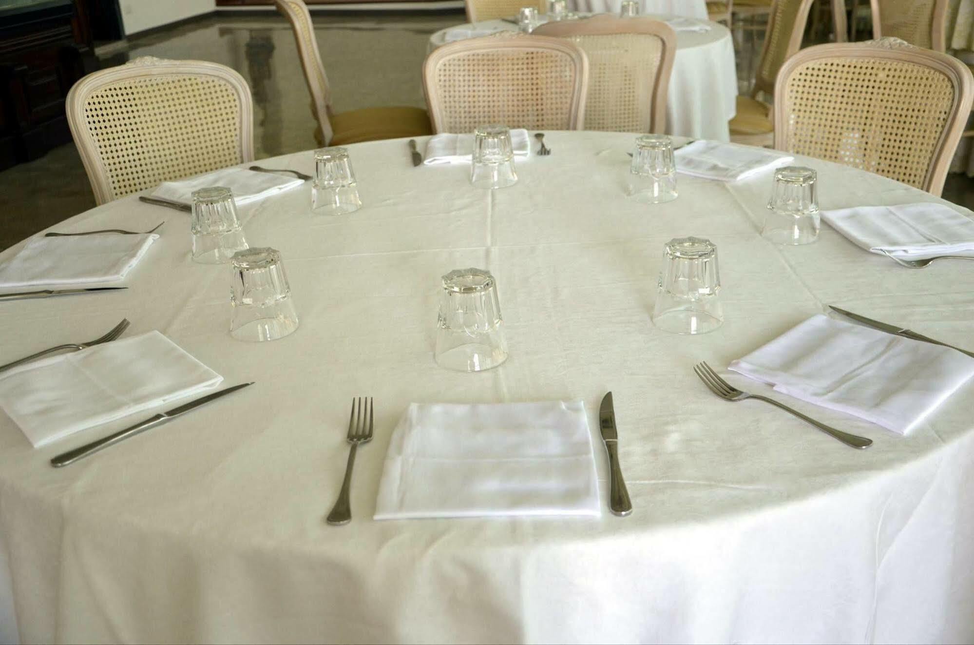 Antica Locanda Cavallino Bianco Cerveteri Exterior photo