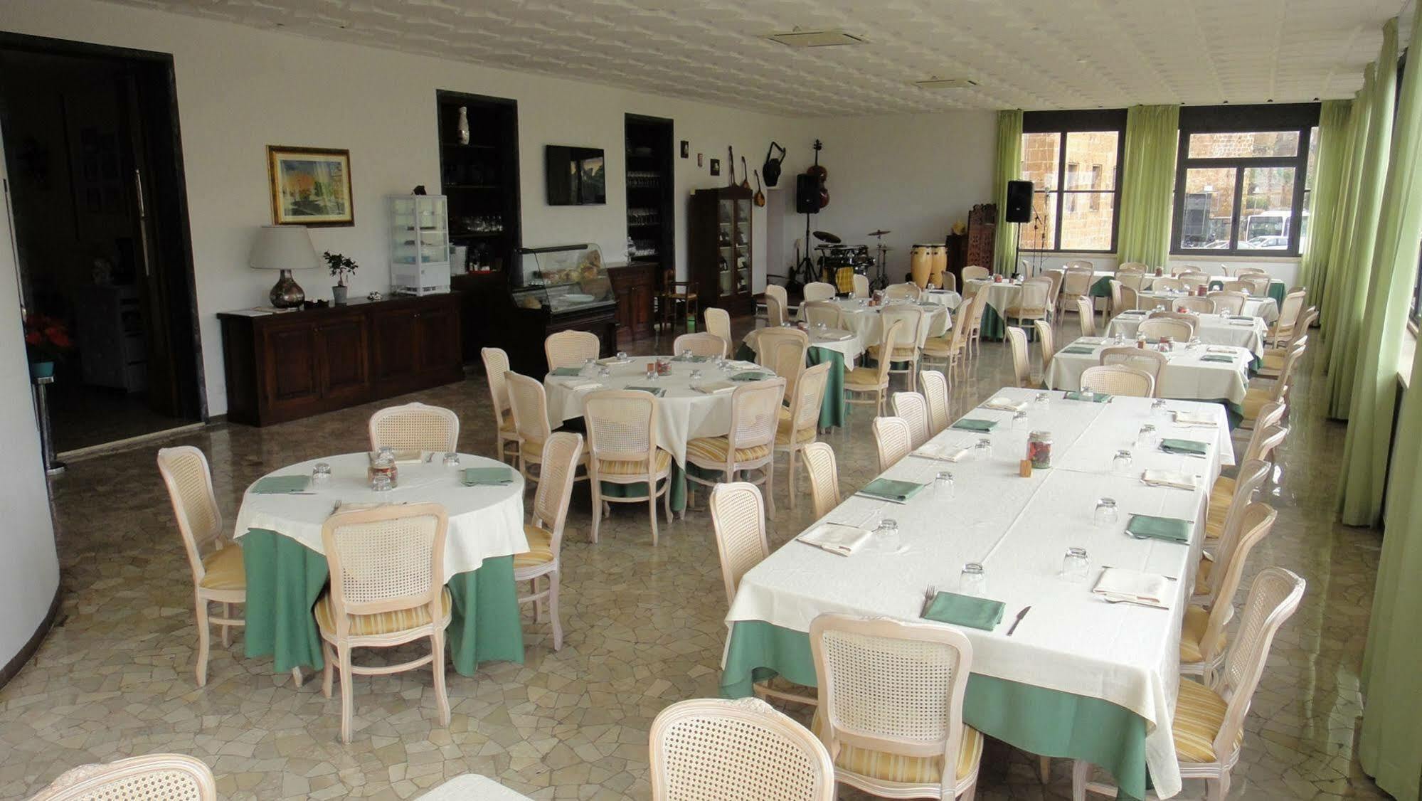 Antica Locanda Cavallino Bianco Cerveteri Exterior photo